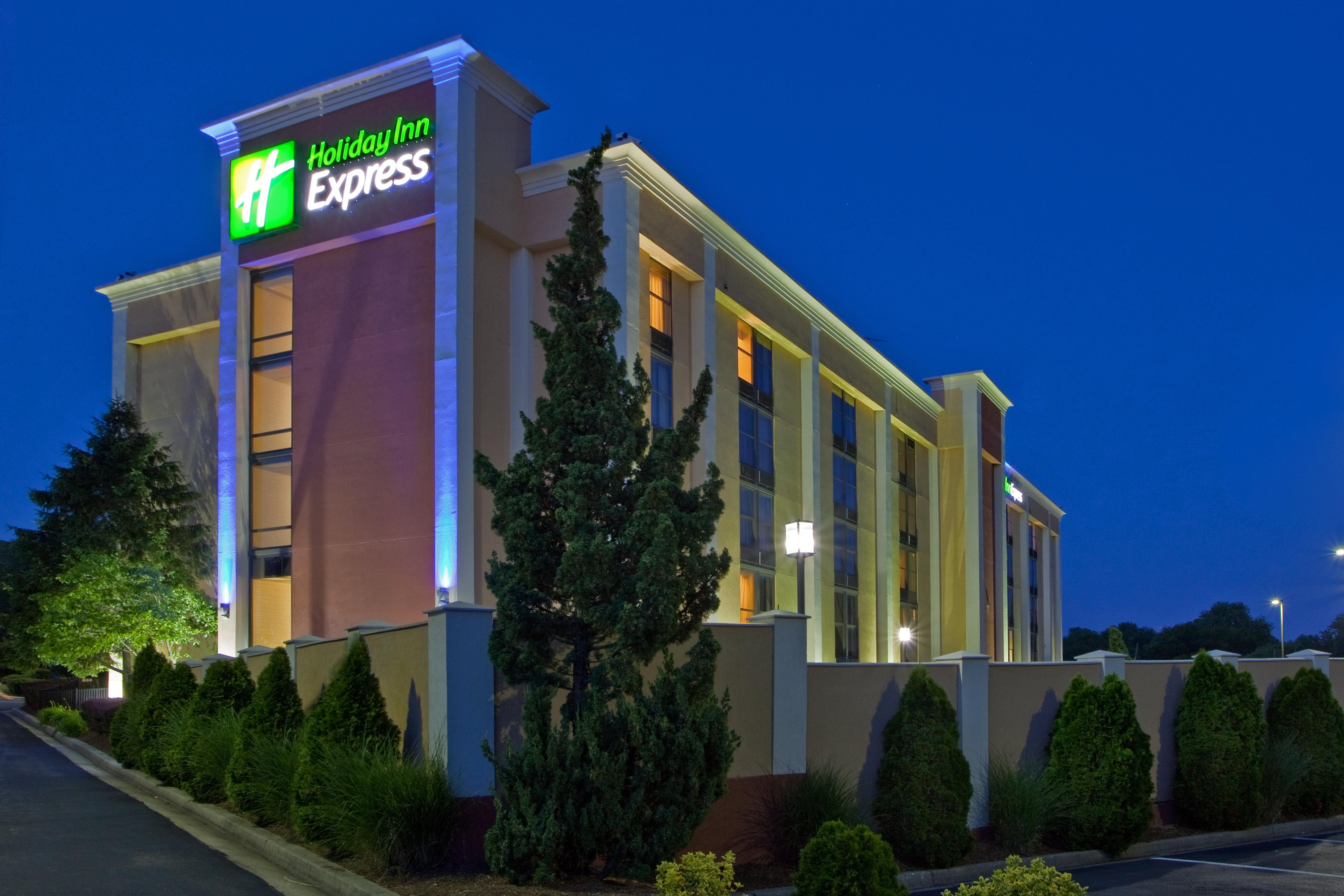 Holiday Inn Express Washington Dc East- Andrews Afb By Ihg Camp Springs Buitenkant foto