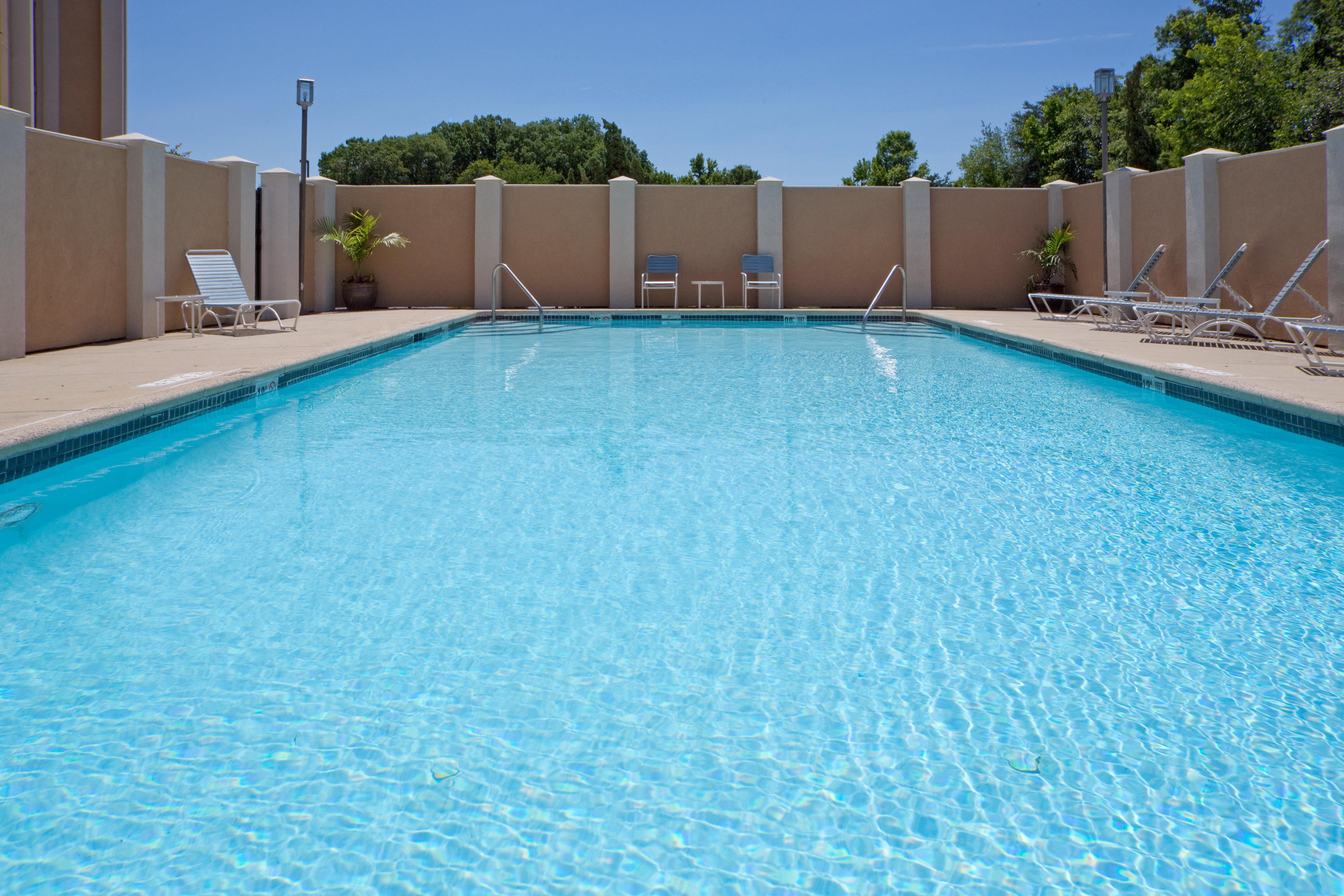 Holiday Inn Express Washington Dc East- Andrews Afb By Ihg Camp Springs Buitenkant foto