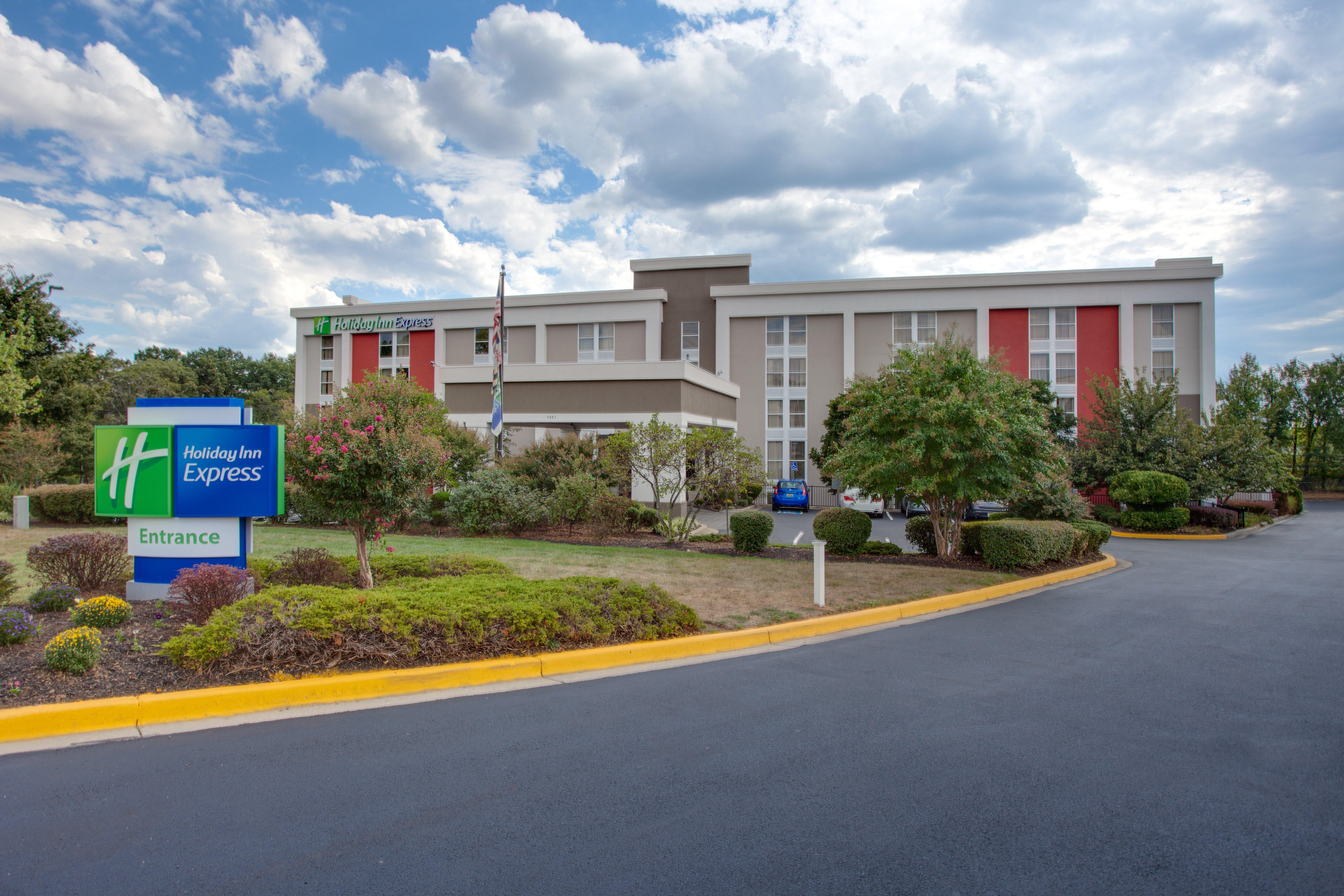 Holiday Inn Express Washington Dc East- Andrews Afb By Ihg Camp Springs Buitenkant foto