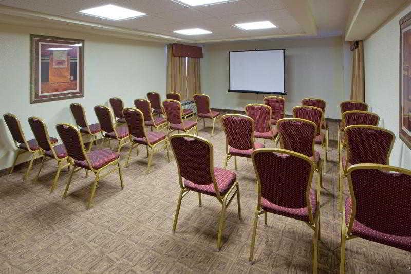 Holiday Inn Express Washington Dc East- Andrews Afb By Ihg Camp Springs Buitenkant foto