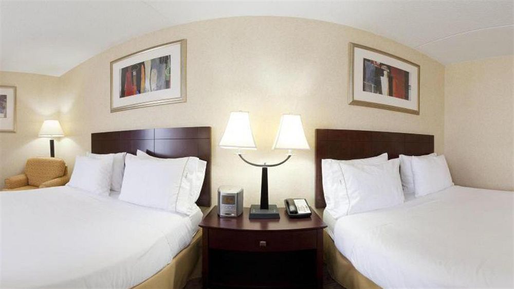 Holiday Inn Express Washington Dc East- Andrews Afb By Ihg Camp Springs Buitenkant foto