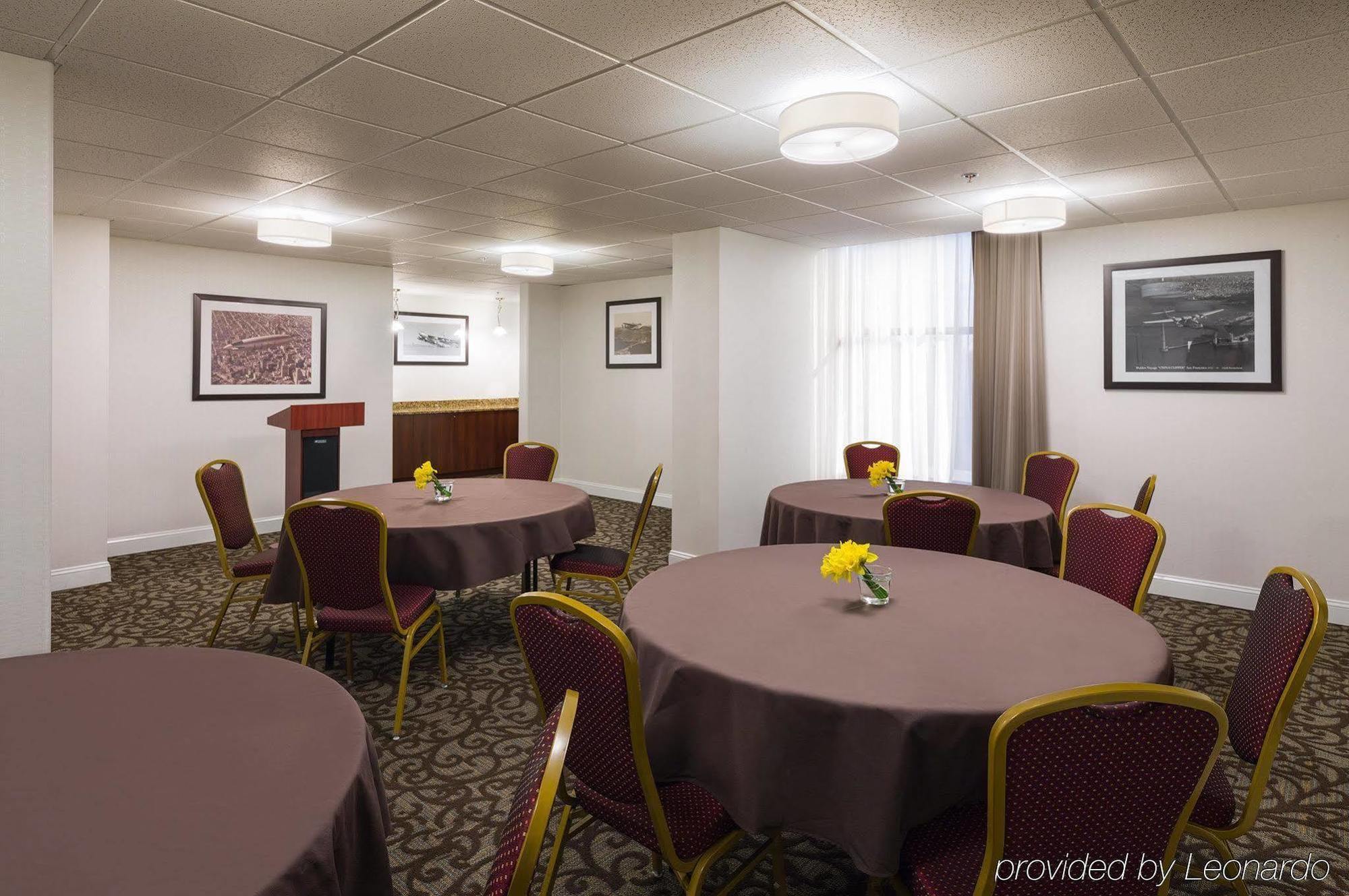Holiday Inn Express Washington Dc East- Andrews Afb By Ihg Camp Springs Buitenkant foto